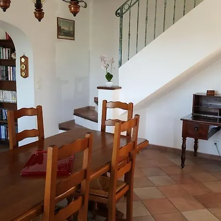 4 Etoiles , L'escale ,mera200m, Les Issambres ,ete Du Samedi Au Samedi * Saint-Peire-sur-Mer